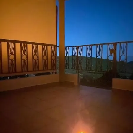 Chaletu αρχοντικό στα τοπόλια